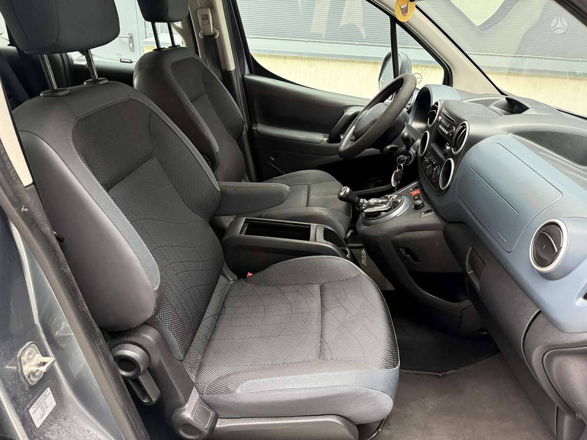Peugeot Partner 2012 — photo 10