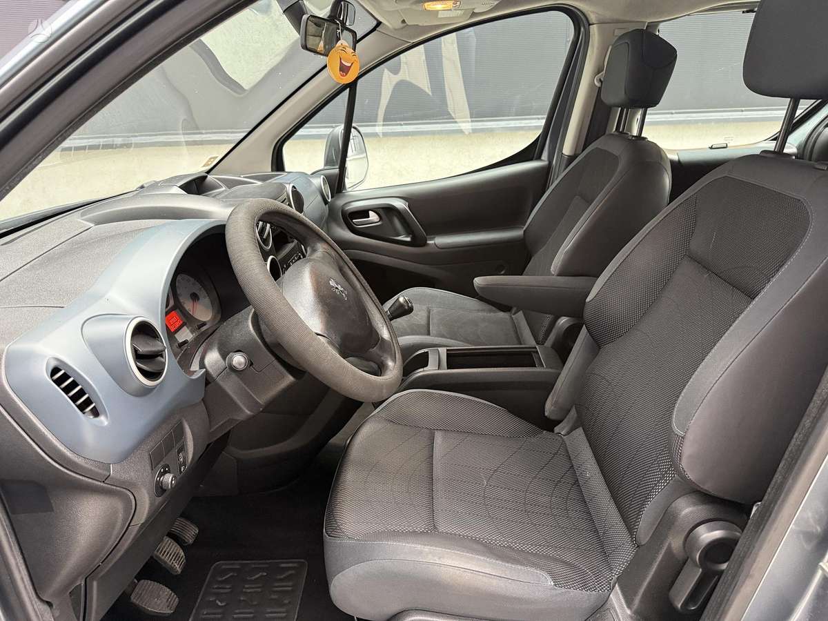 Peugeot Partner 2012 — photo 14