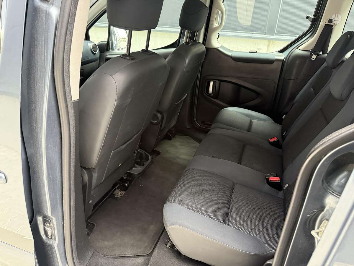 Peugeot Partner 2012 — photo 16