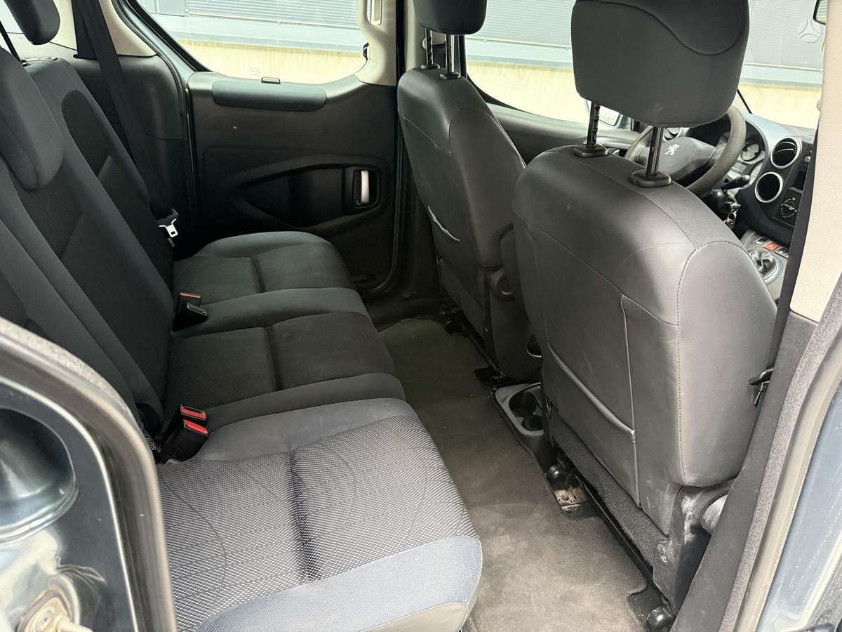Peugeot Partner 2012 — photo 18