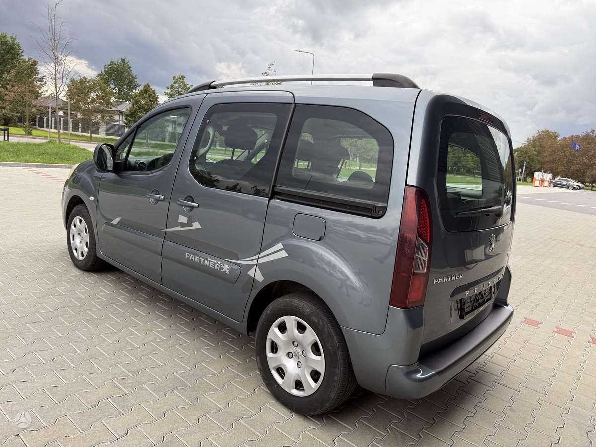 Peugeot Partner 2012 — photo 7