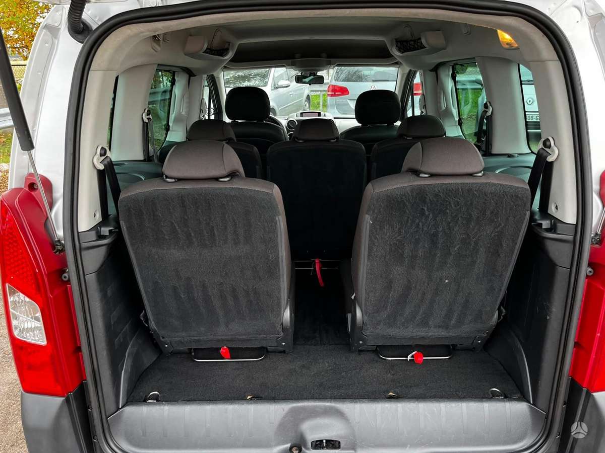 Peugeot Partner 2010 — photo 24