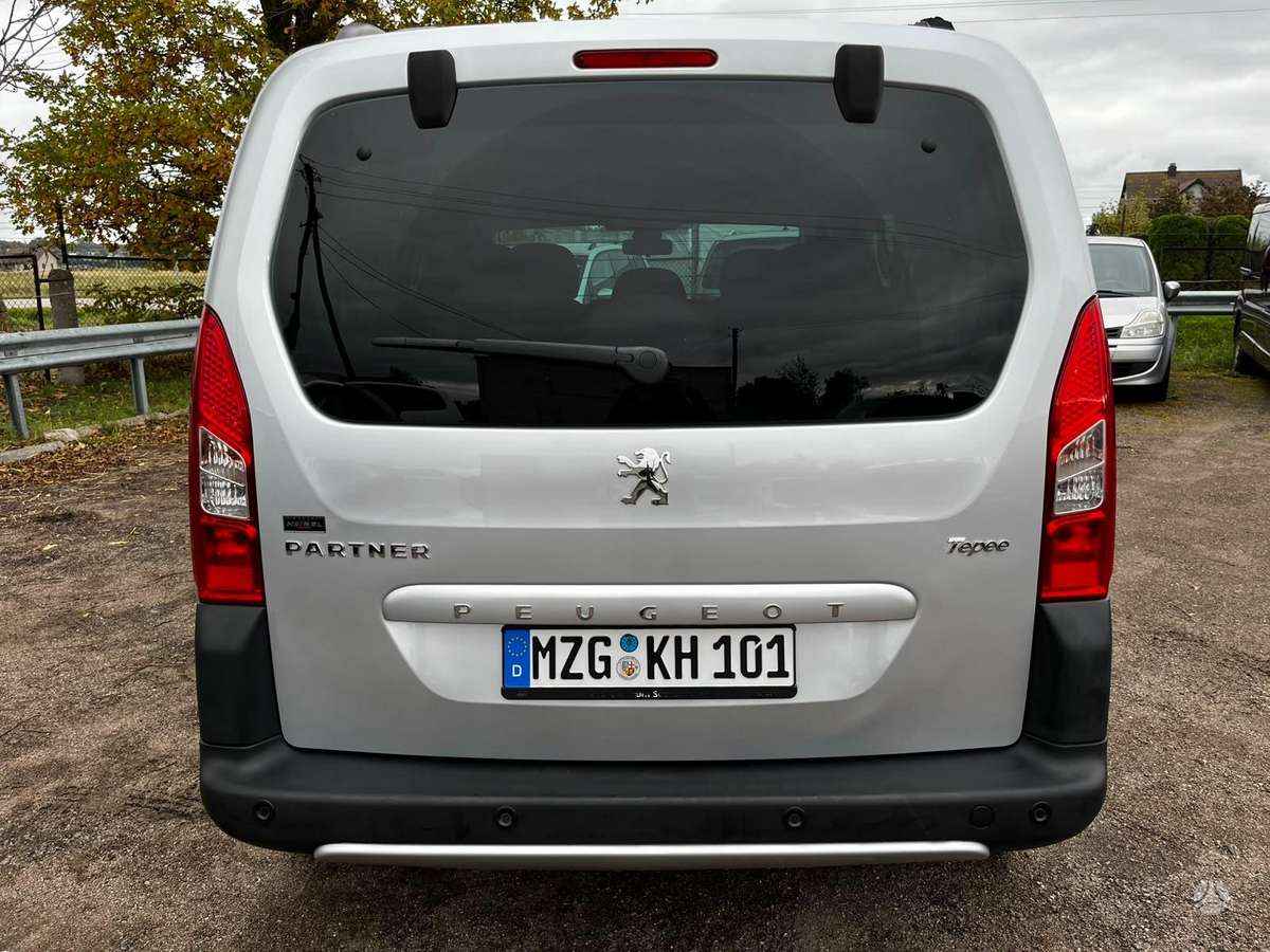 Peugeot Partner 2010 — photo 6