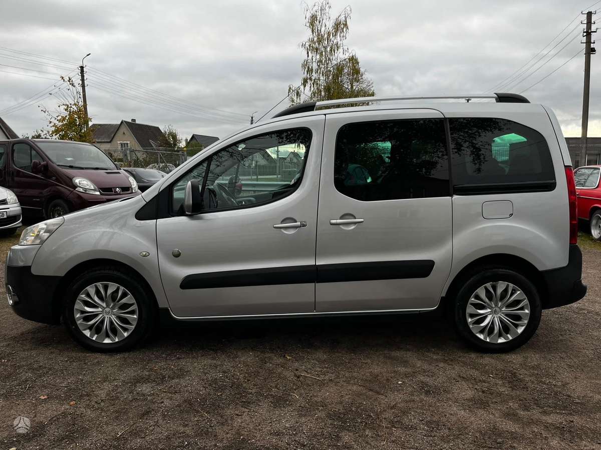 Peugeot Partner 2010 — photo 8