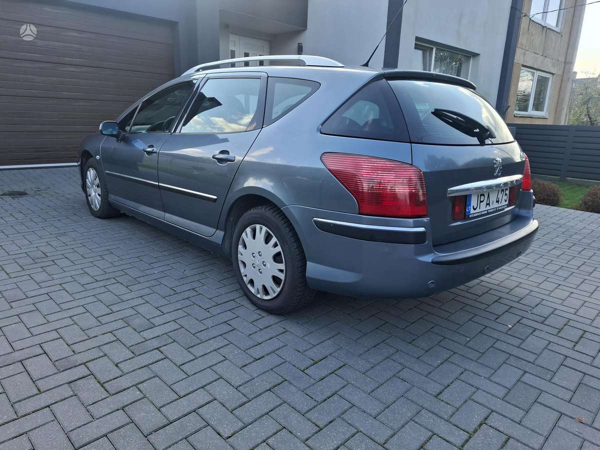 Peugeot 407 2008 — салон