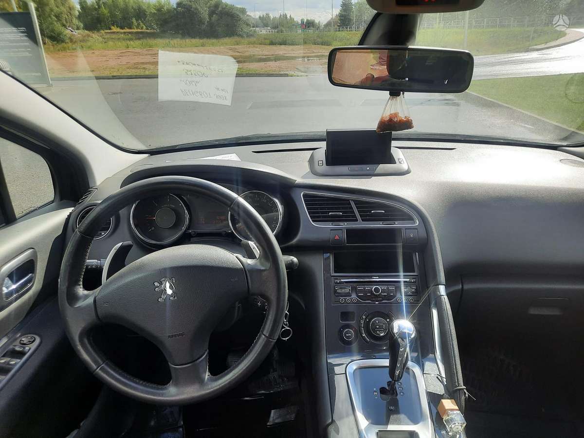 Peugeot 3008 2012 — photo 9