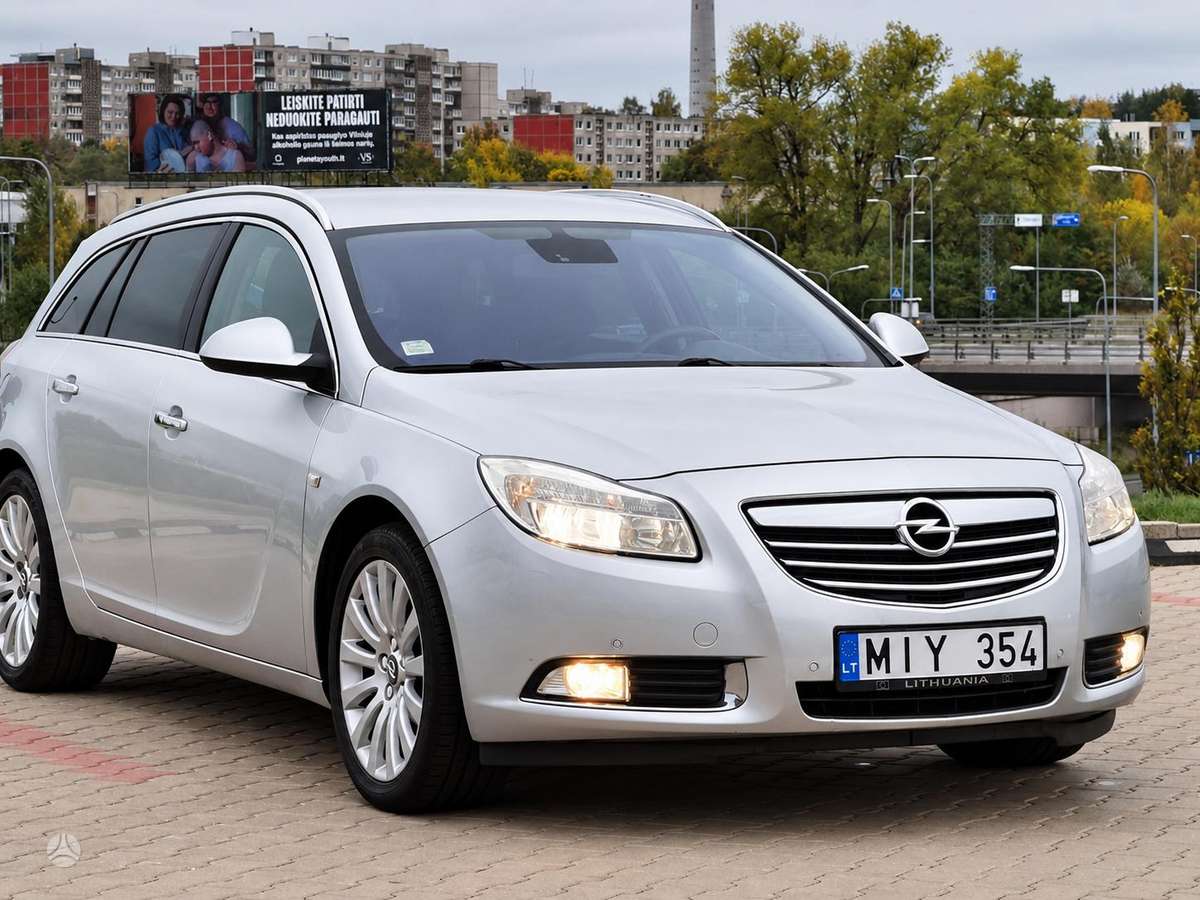 Opel Insignia 2010 — photo 6
