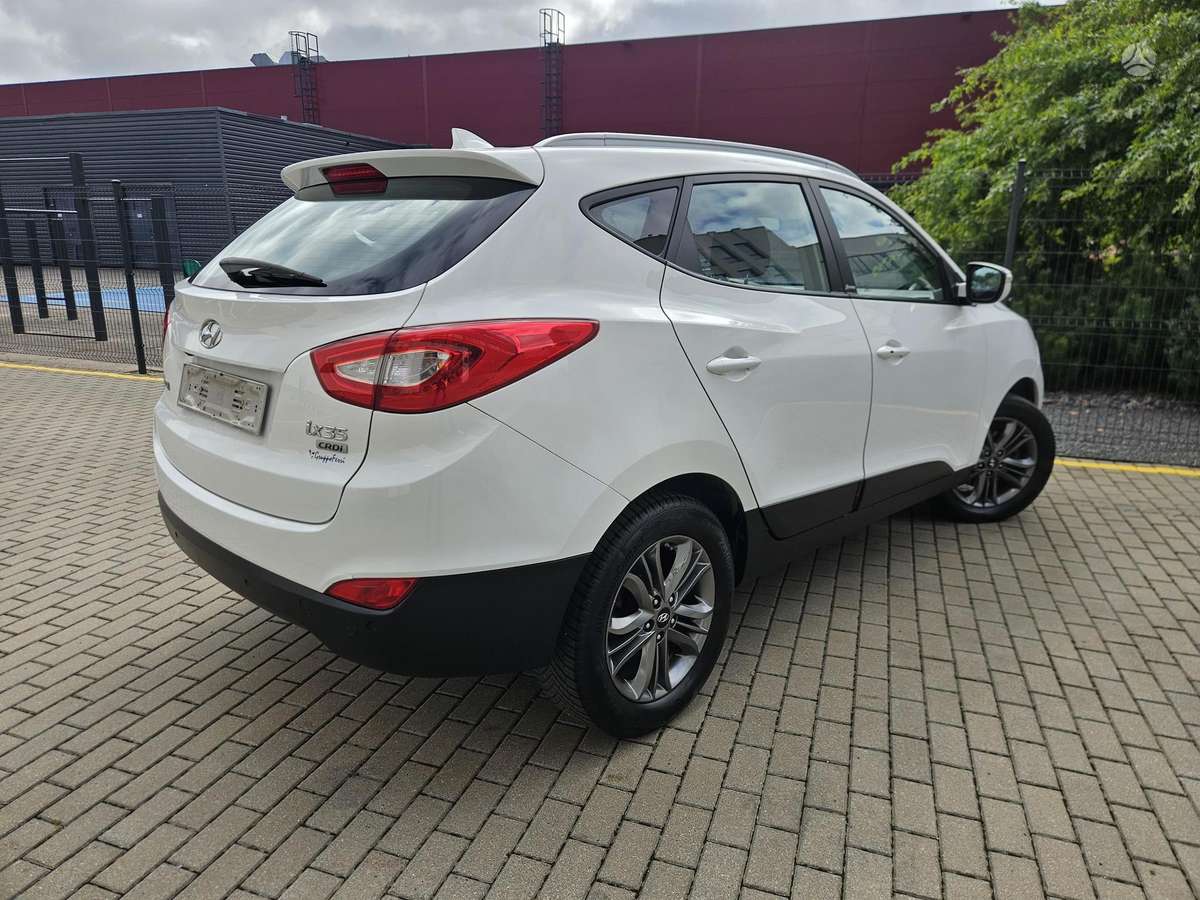 Hyundai ix35 2015 — photo 16