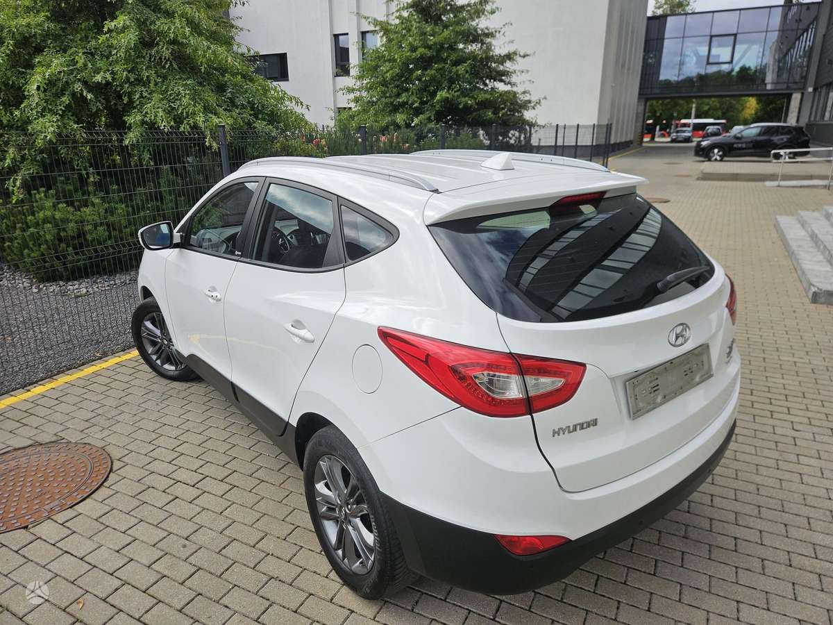 Hyundai ix35 2015 — photo 19