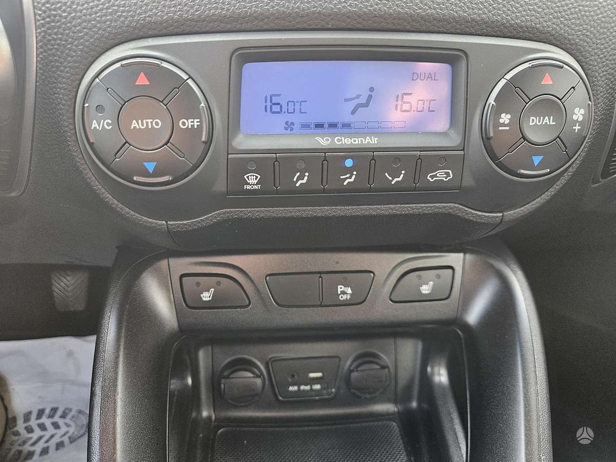 Hyundai ix35 2015 — photo 34