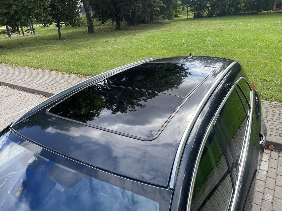 Opel Insignia 2010 — photo 7