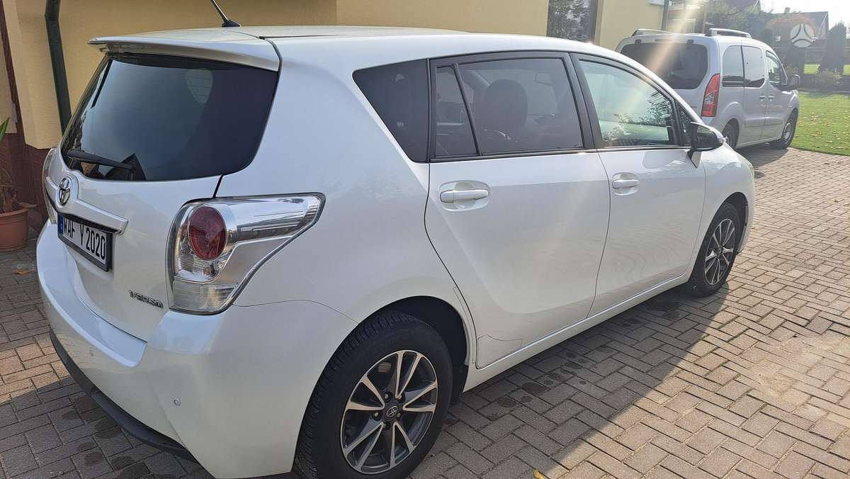 Toyota Verso 2013 — photo 5