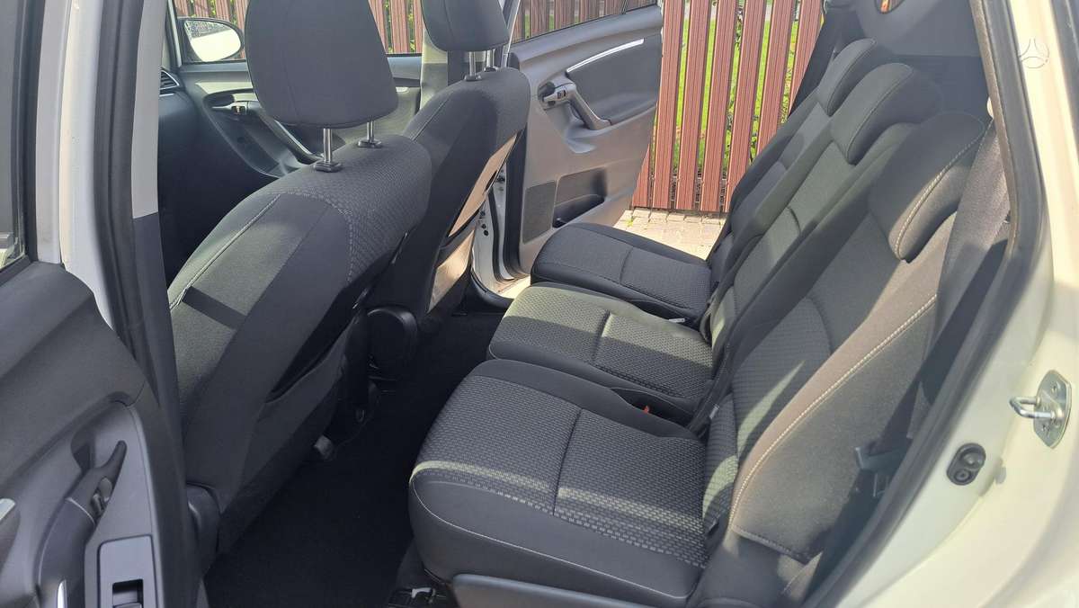 Toyota Verso 2013 — photo 7