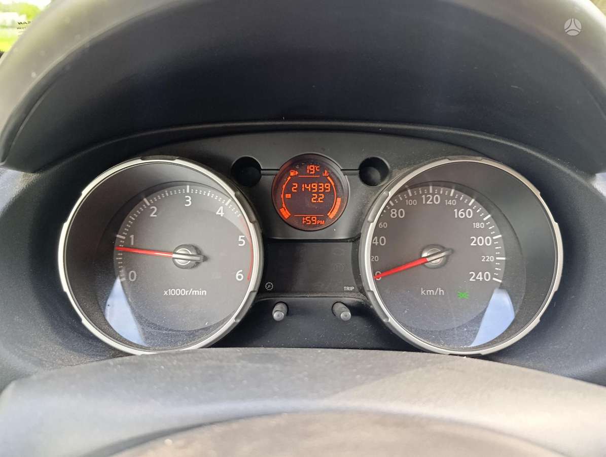 Nissan Qashqai 2009 — photo 14