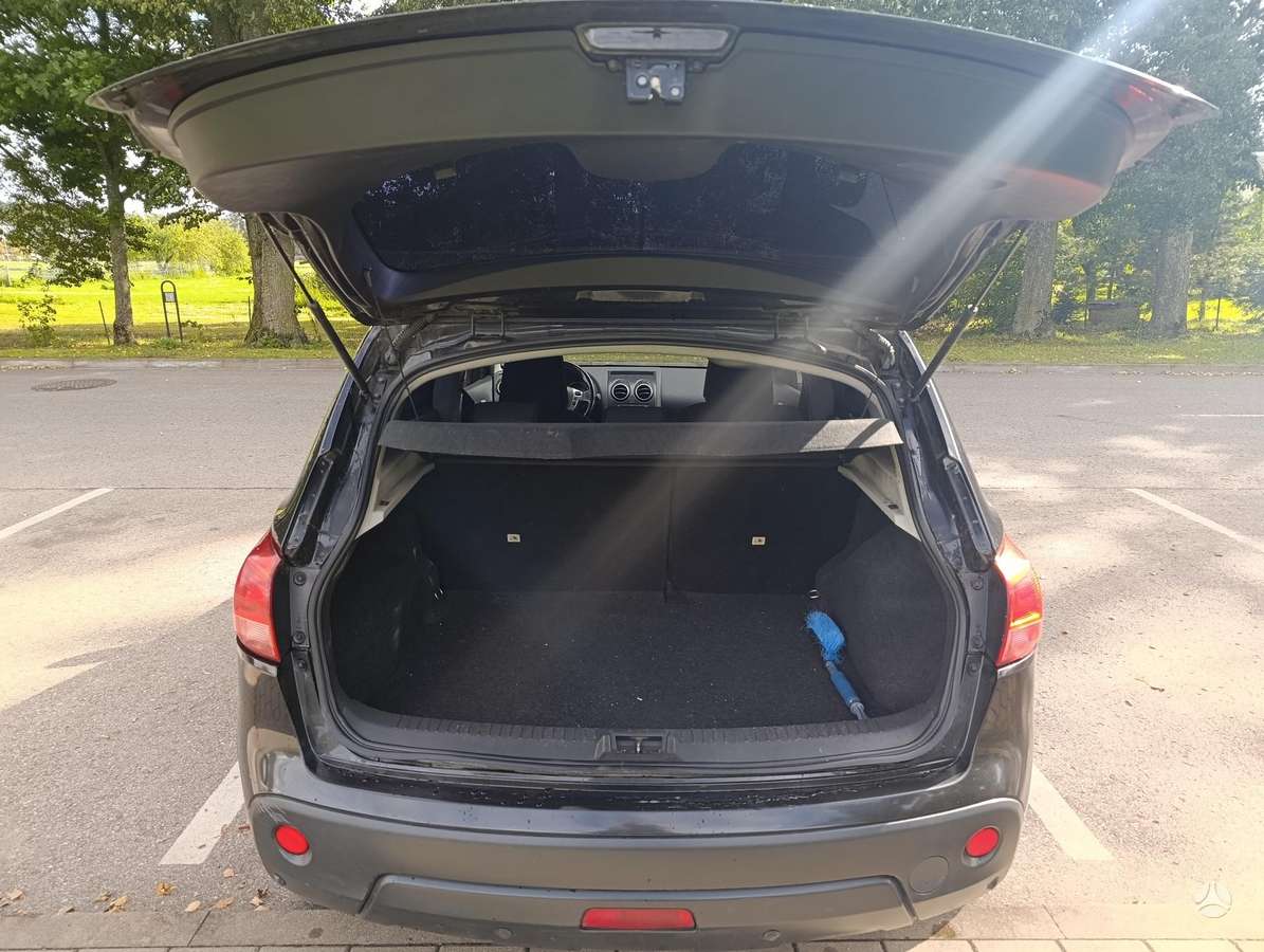 Nissan Qashqai 2009 — photo 6
