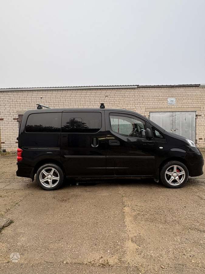 Nissan NV200, 2010