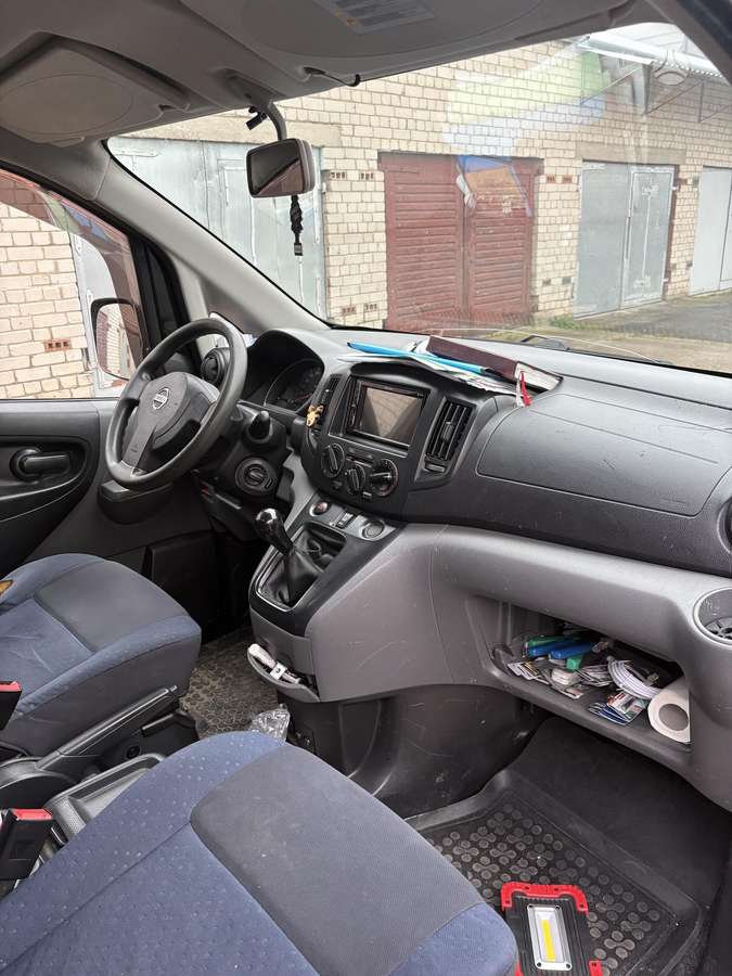 Nissan NV200 2010 — двигун 1461 cm³, 86 HP (63kW)