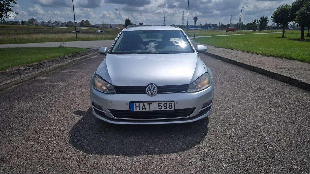 Volkswagen Golf 2014 — rear view