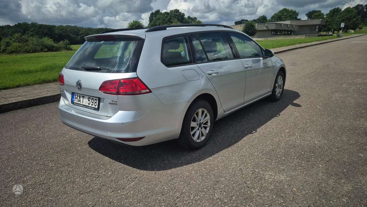 Volkswagen Golf 2014 — interior