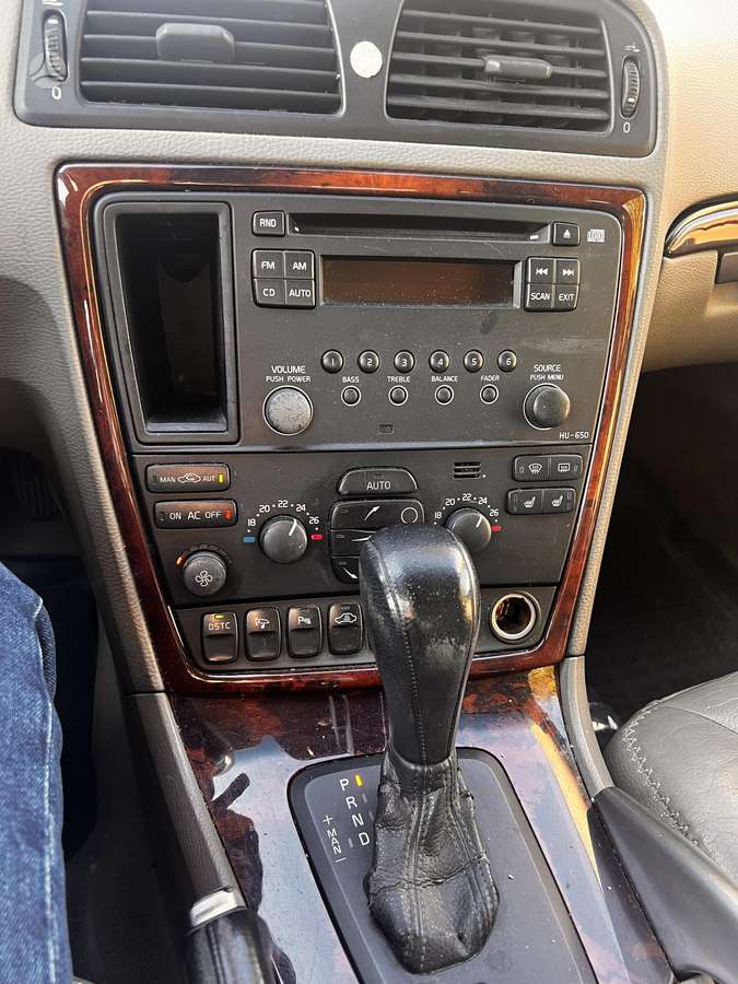 Volvo XC70 2005 — photo 13