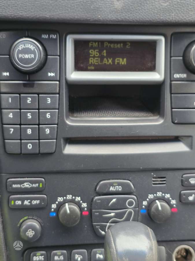 Volvo XC90 2006 — photo 18