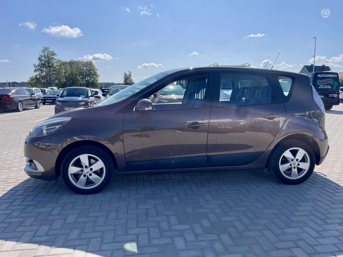 Renault Scenic 2013 — photo 6
