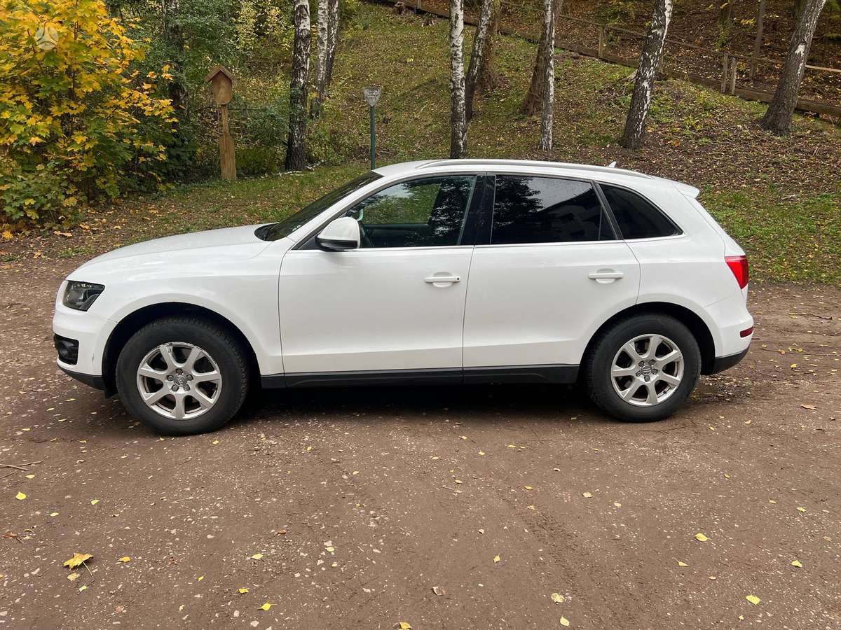 Audi Q5 2012 — engine 2967 cm³, 241 HP (177kW)