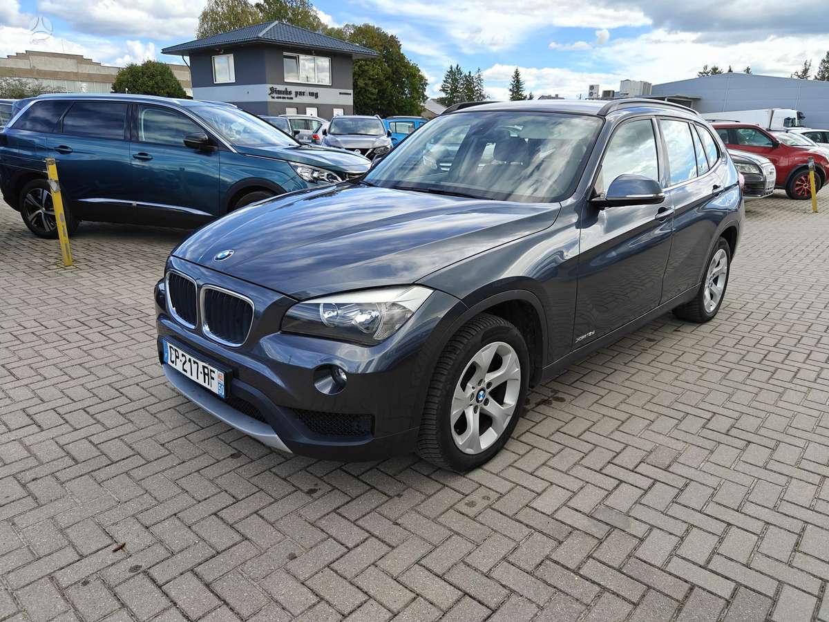 BMW X1 2013 — фото 11