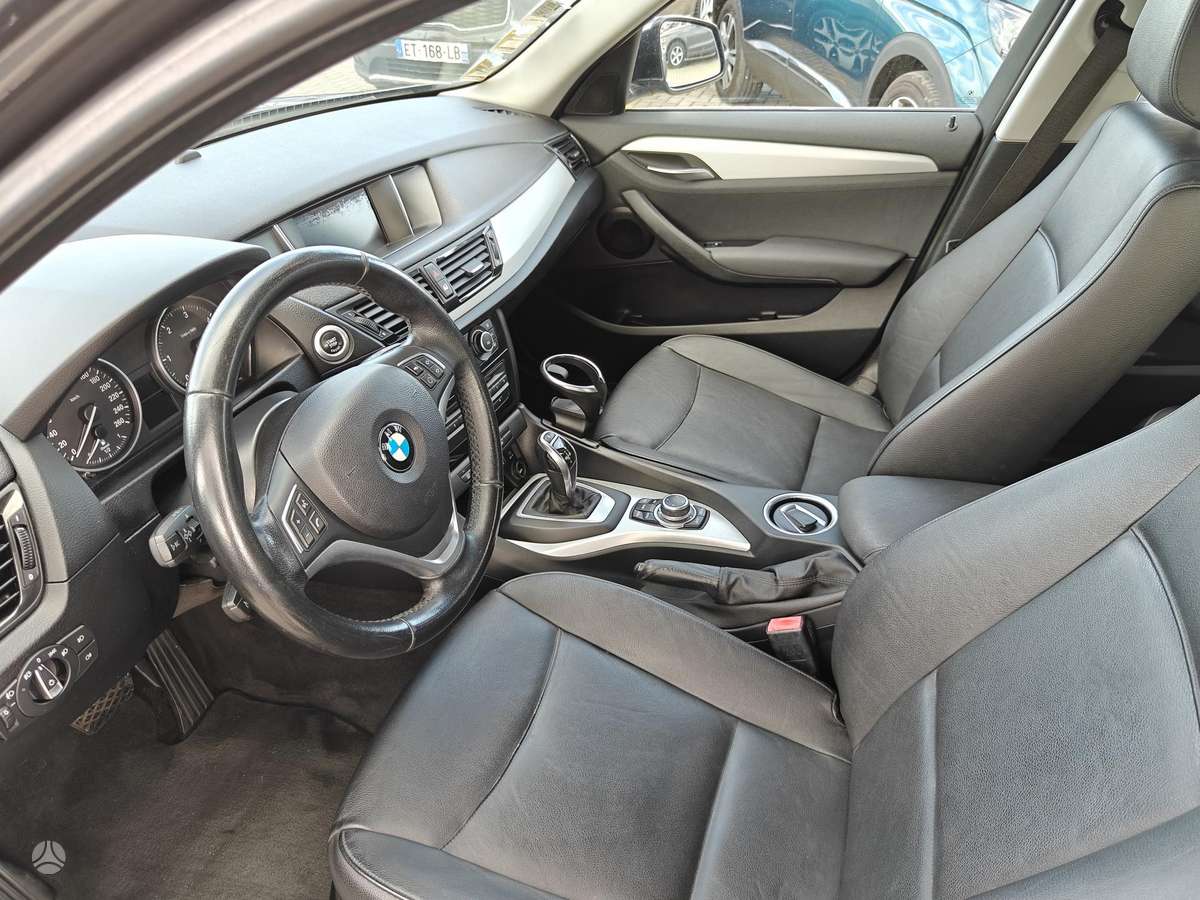 BMW X1 2013 — фото 12