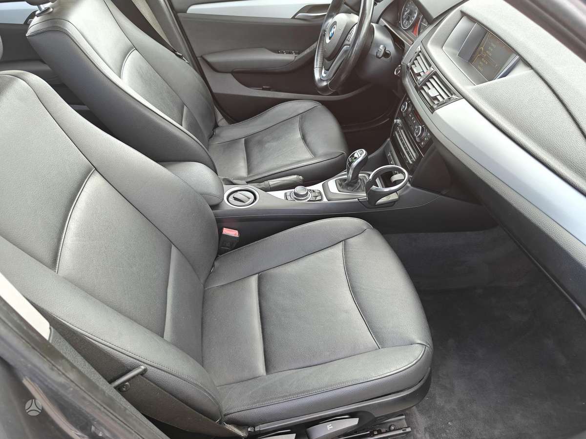 BMW X1 2013 — фото 13