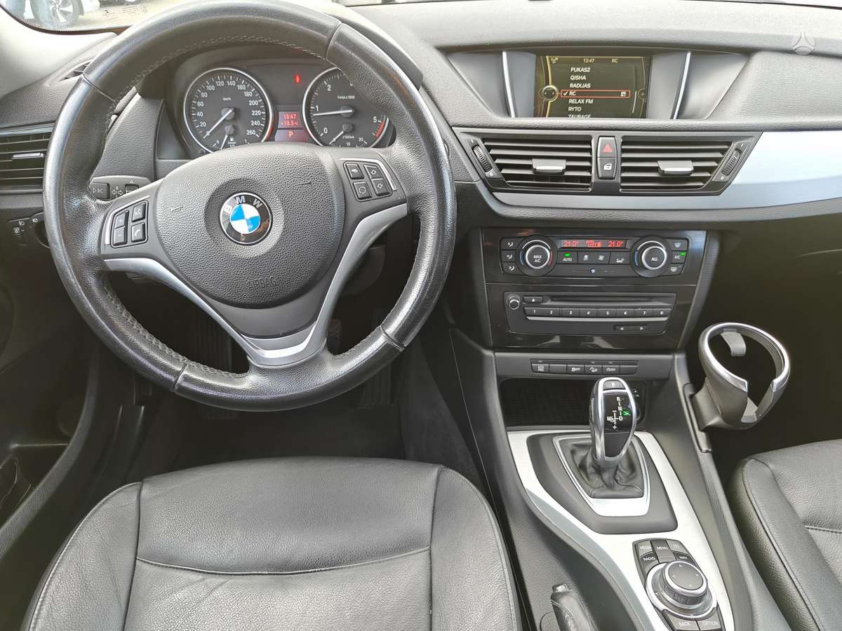 BMW X1 2013 — фото 16