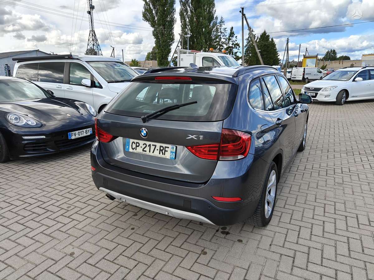 BMW X1 2013 — фото 5