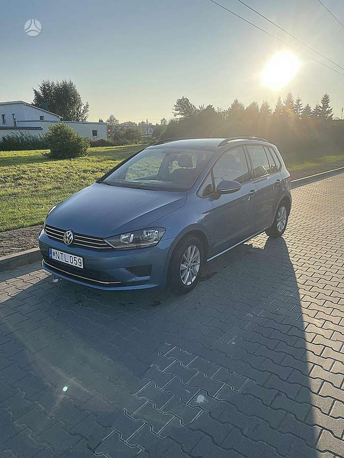 Volkswagen Golf 2014 — interior