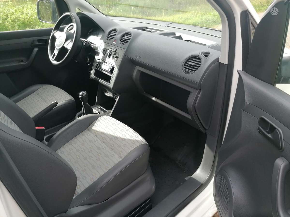 Volkswagen Caddy 2013 — photo 12
