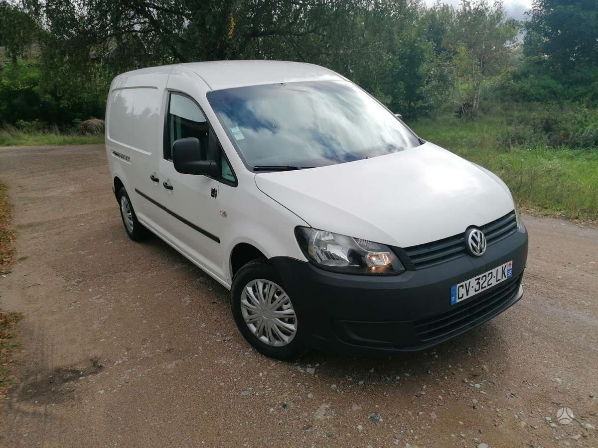 Volkswagen Caddy 2013 — rear view