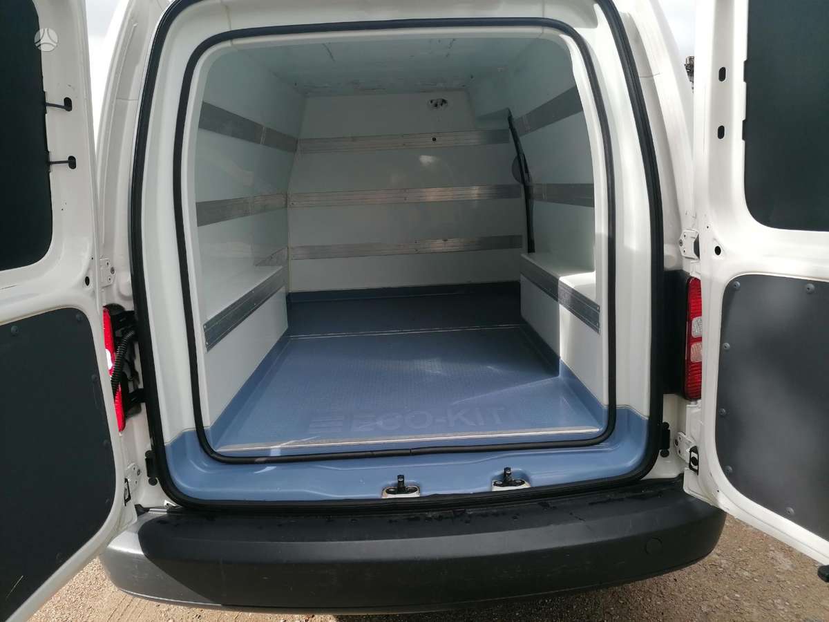 Volkswagen Caddy 2013 — photo 5