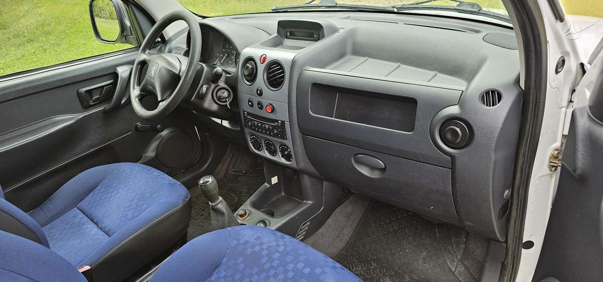 Peugeot Partner 2008 — engine 1600 cm³, 90 HP (66kW)