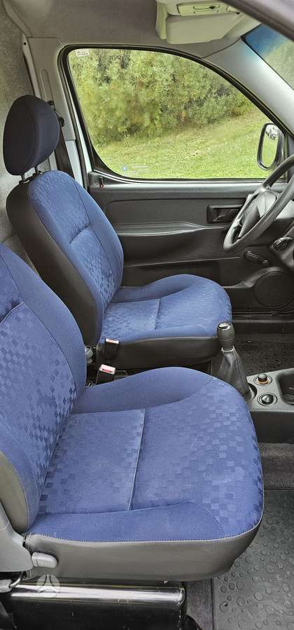 Peugeot Partner 2008 — photo 6
