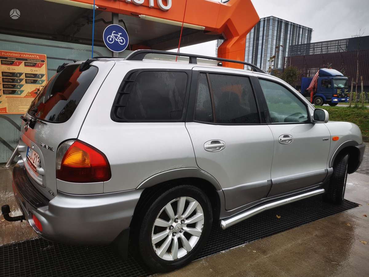 Hyundai Santa 2004 — photo 14