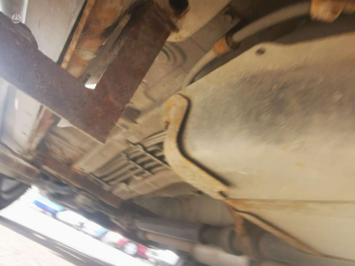 Hyundai Santa 2004 — photo 22