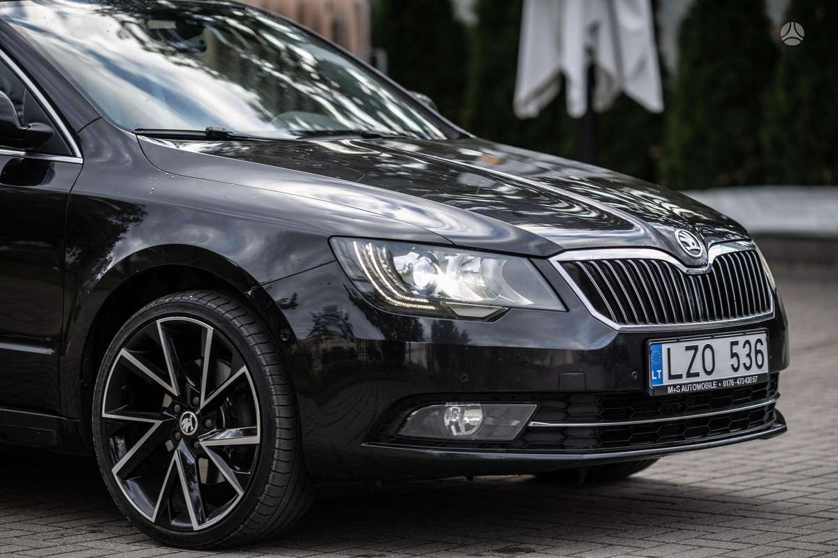 Skoda Superb 2014 — фото 14