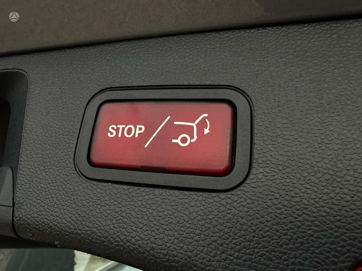Mercedes-Benz E250 2012 — photo 19