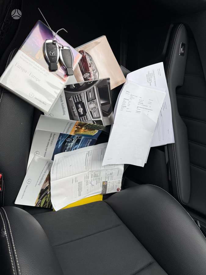 Mercedes-Benz E250 2012 — photo 26