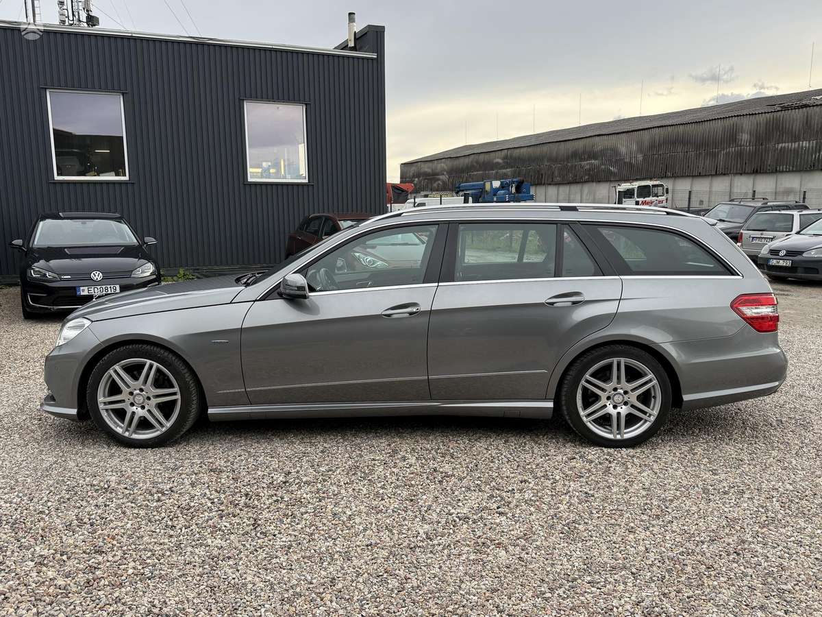 Mercedes-Benz E250 2012 — photo 6
