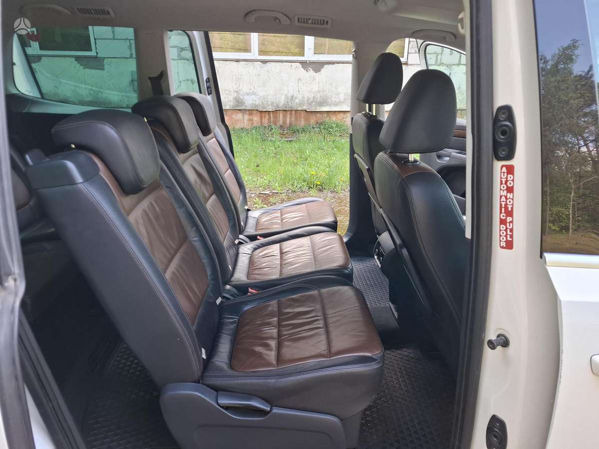 Volkswagen Sharan 2012 — photo 13