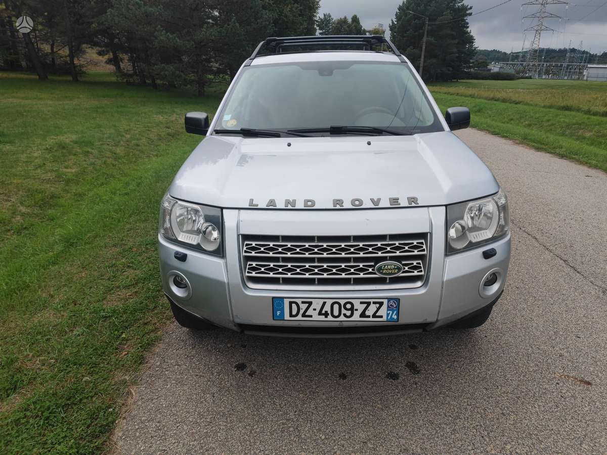 Land Rover 2007 — rear view