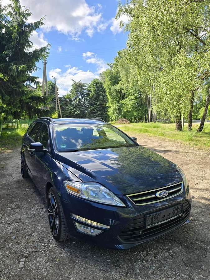 Ford Mondeo 2012 — photo 11