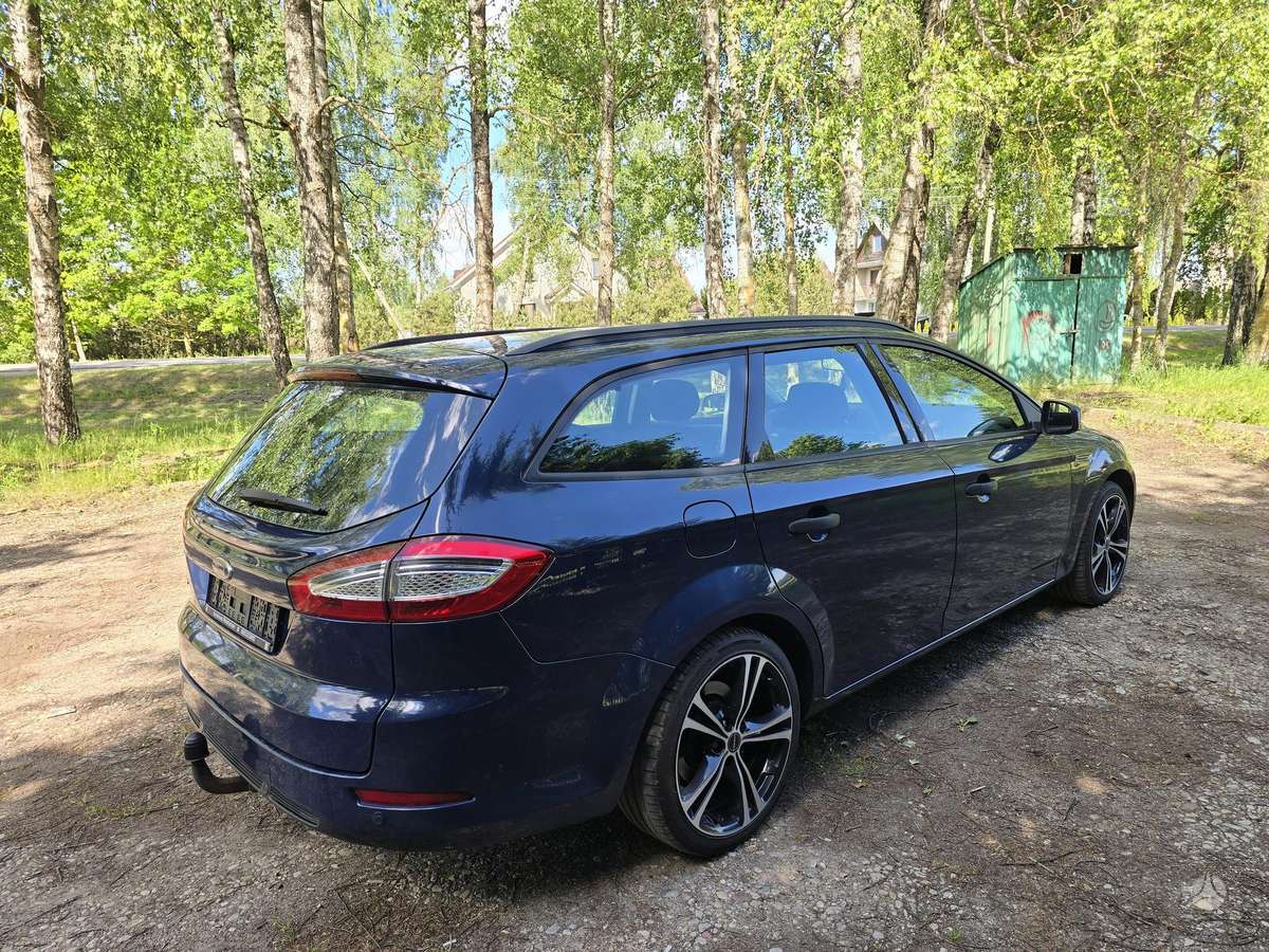 Ford Mondeo 2012 — photo 8