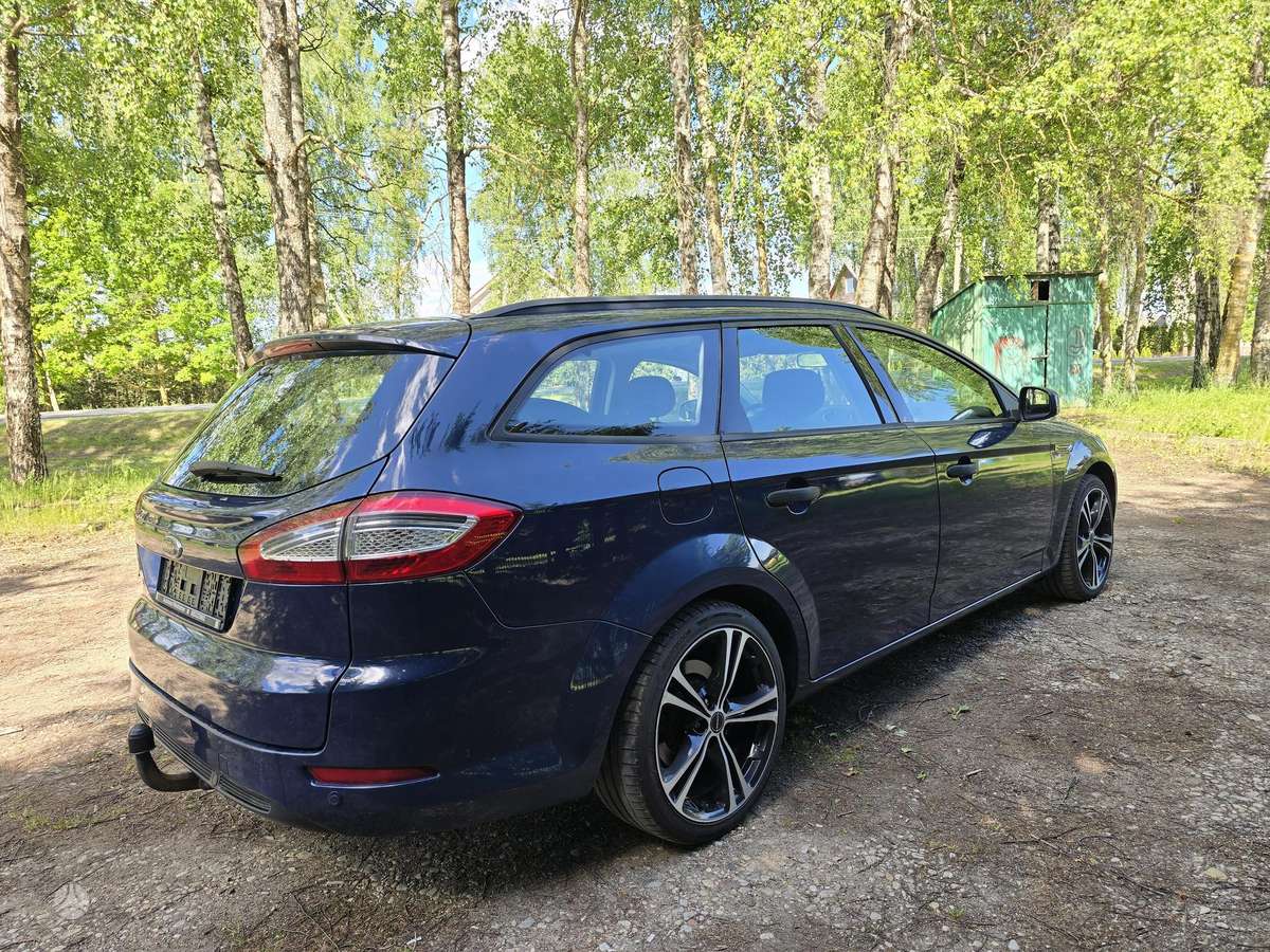Ford Mondeo 2012 — photo 9