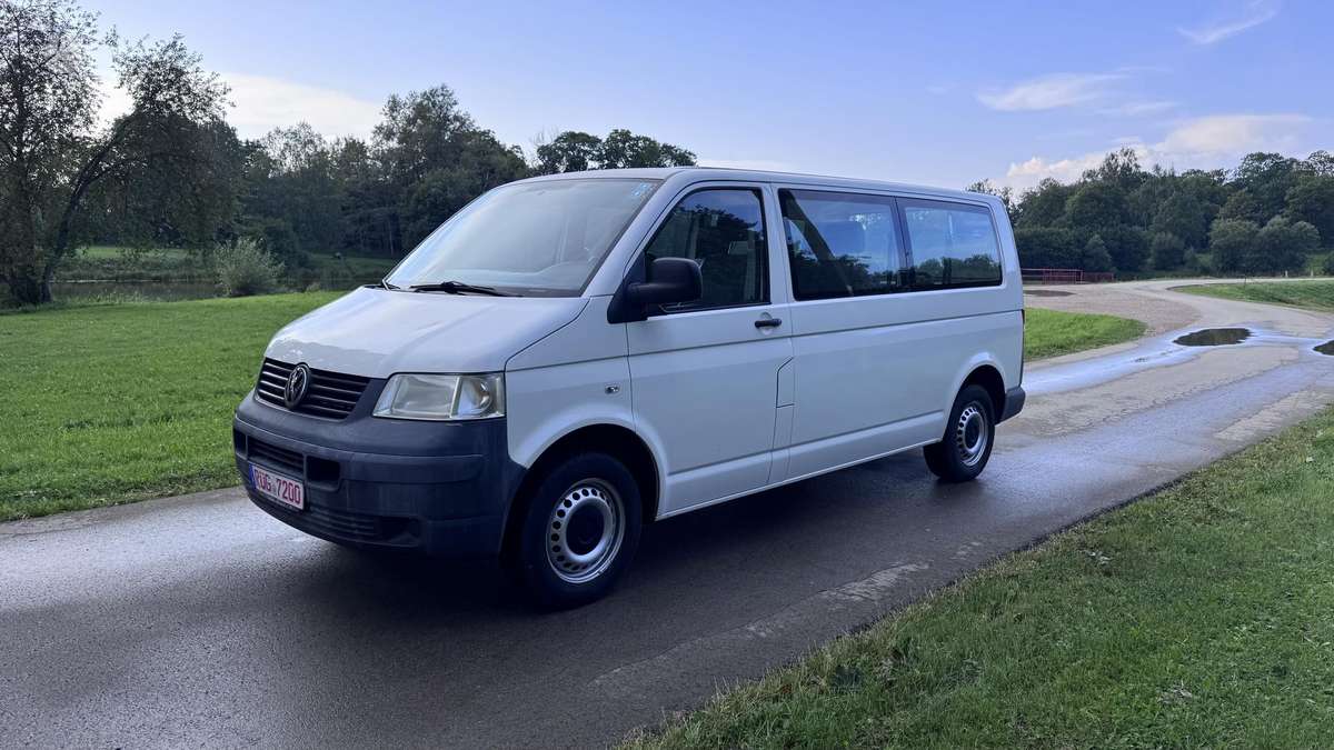 Volkswagen Transporter 2009 — vehicle for AFU Ukraine